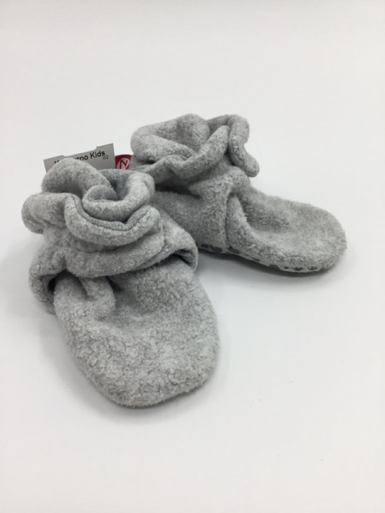 Zutano Child Size 4 Toddler Gray Baby/Walker Shoes