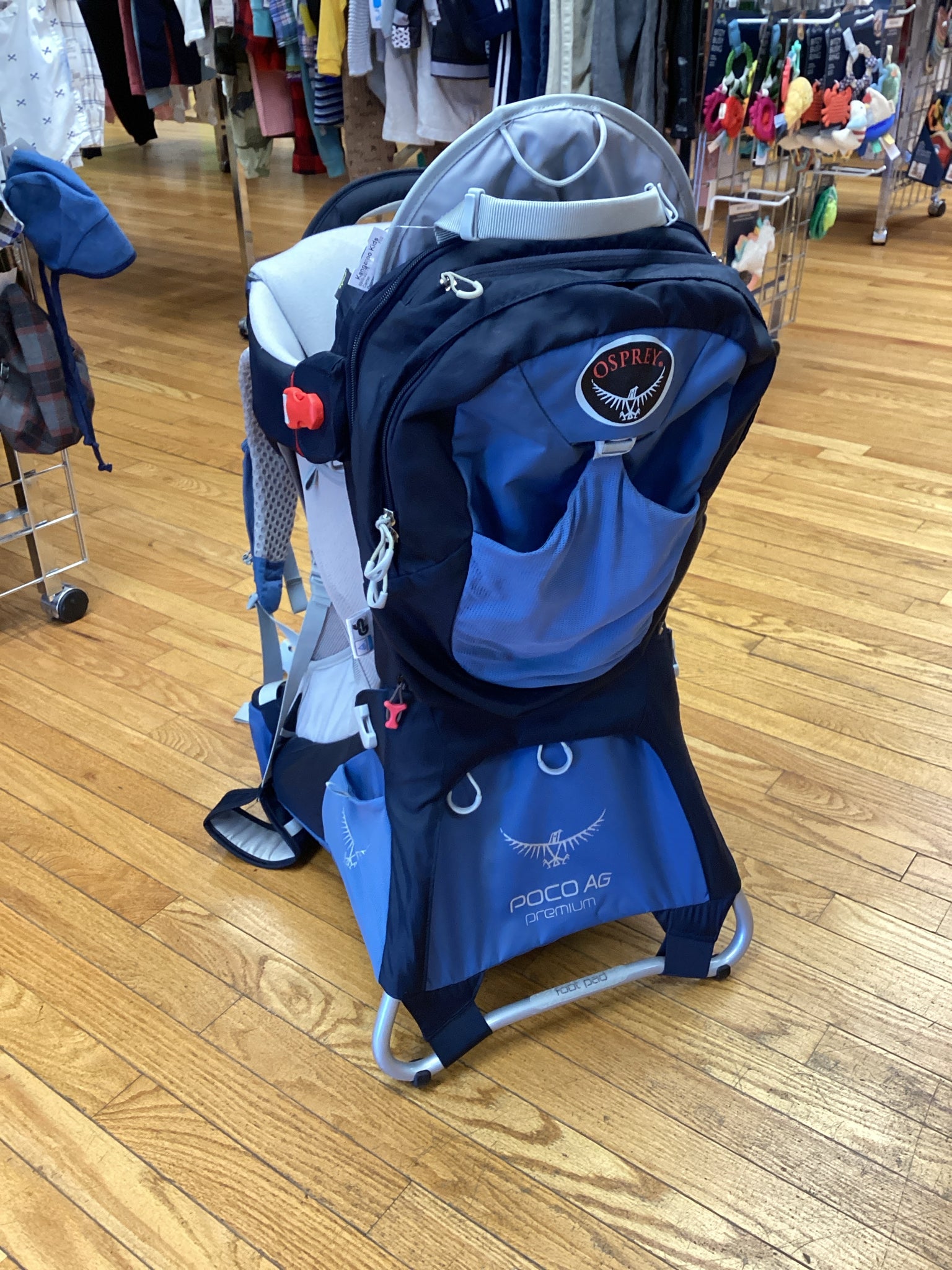 Osprey Poco AG Premium Back Pack Carrier with sun shade