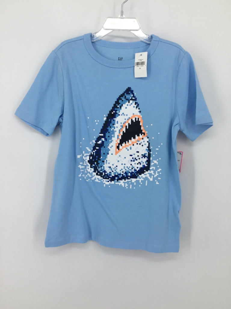 Gap Kids Child Size 6 Blue Sharks T-shirt - boys