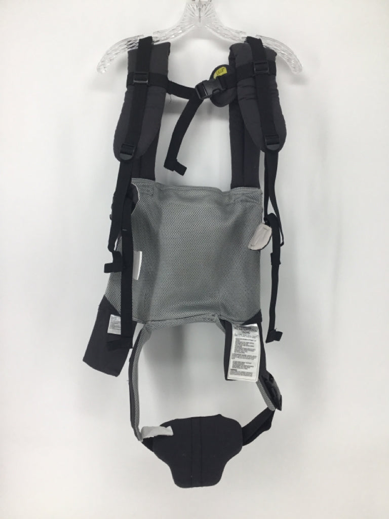 LÍLLÉbaby Complete All Seasons Carrier