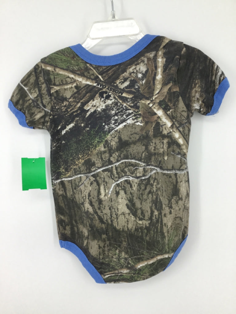 Mossy Oak Child Size 12 Months Green Onesie