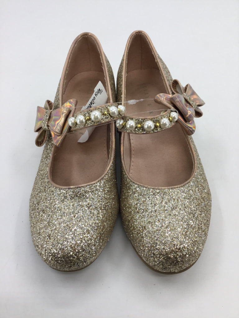 Kelly & Katie Child Size 3 Gold Dress Shoes