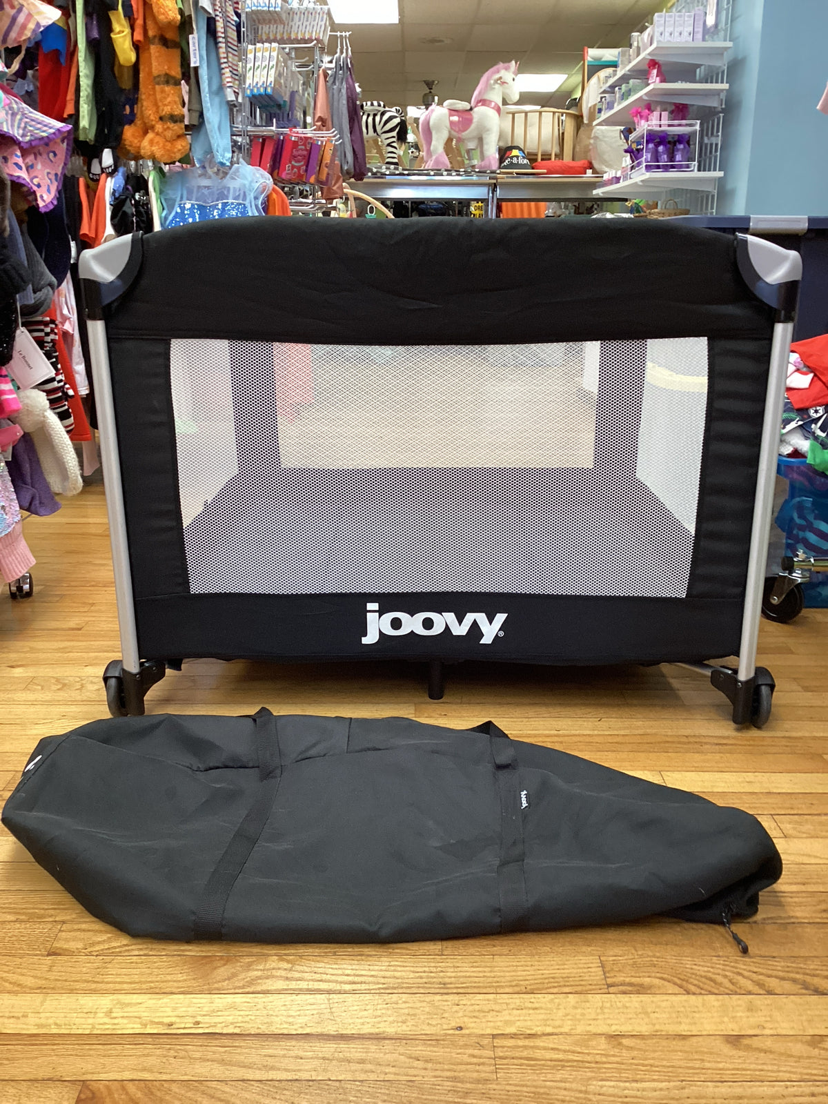 Joovy Room 2 Play Yard