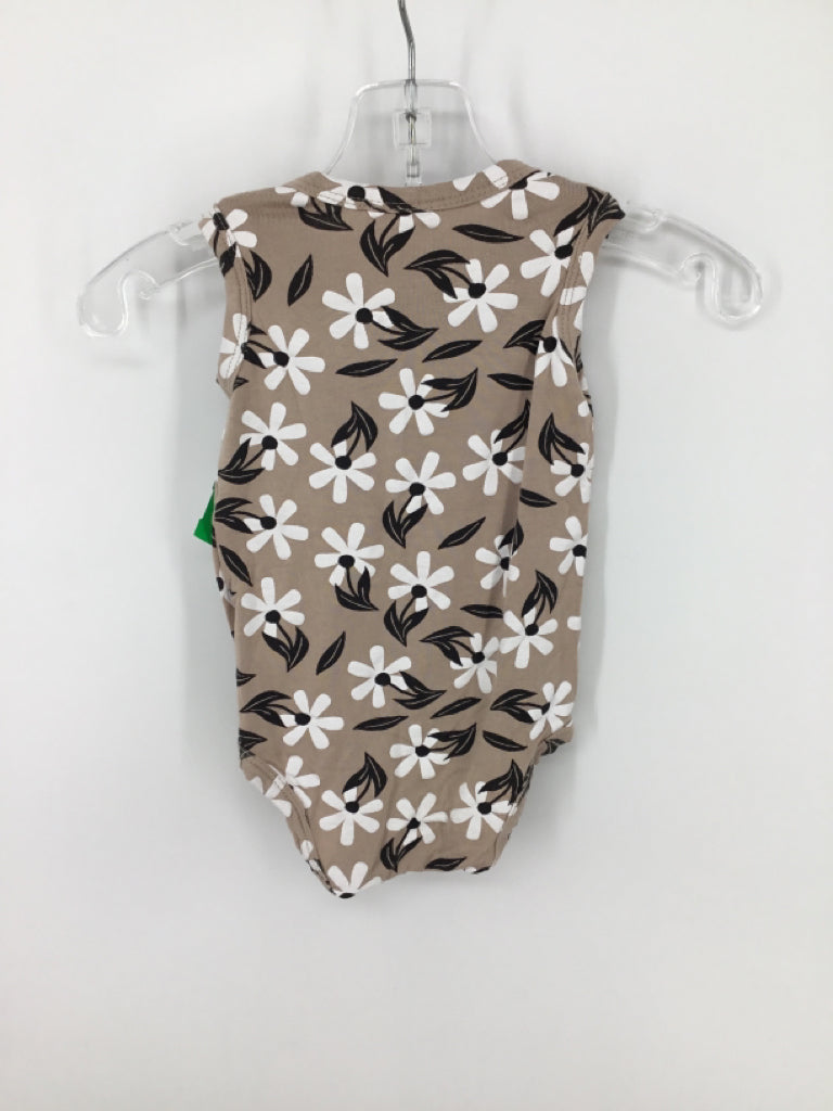 Spearmint Love Child Size 0-3 Months Tan Onesie