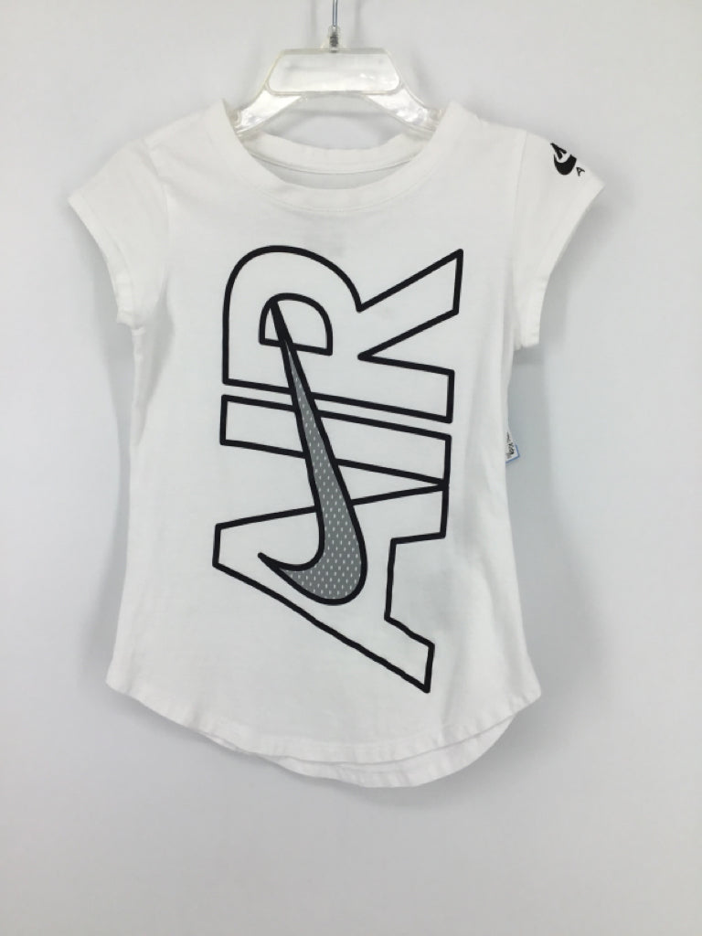 Nike Child Size 4 White T-shirt - girls
