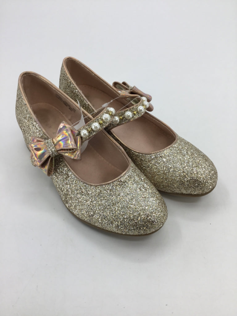 Kelly & Katie Child Size 3 Gold Dress Shoes