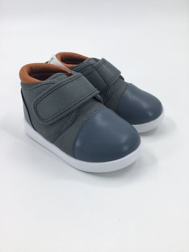 Ikiki Child Size 7 Toddler Gray Boots