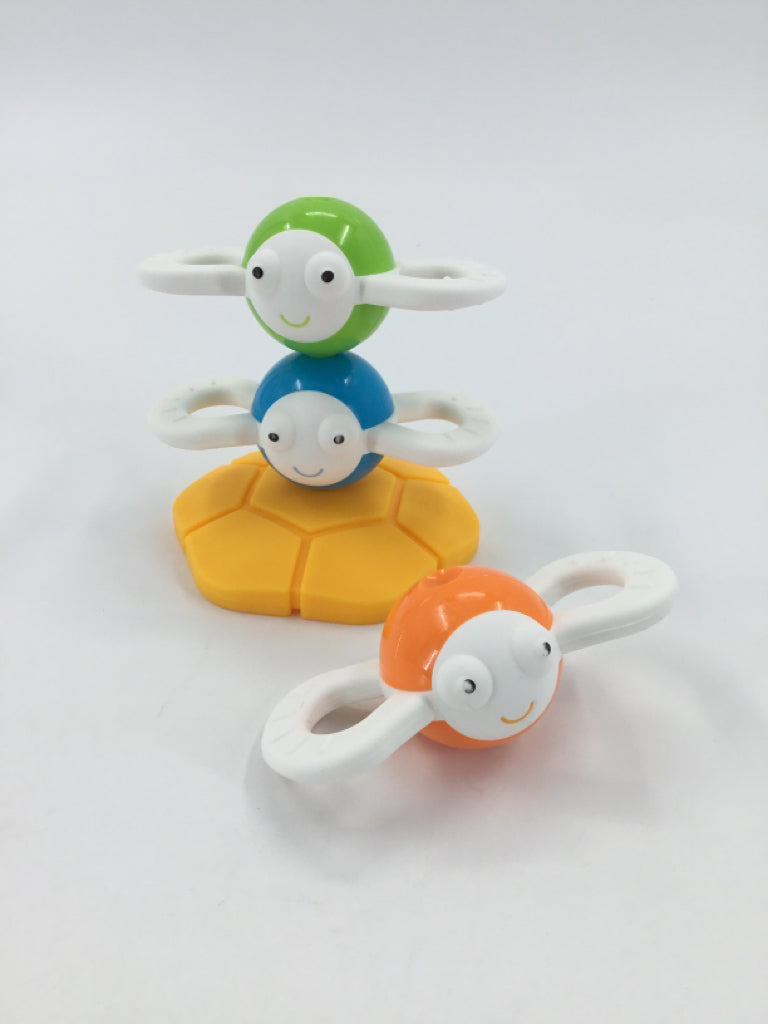 Fat Brain Toys Dizzy Bees Magnetic Stacking Toy