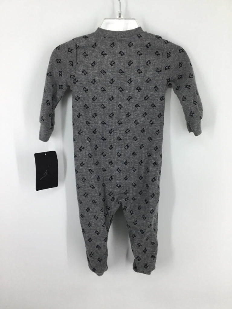 Air Jordan Child Size 6 Months Gray Sleepers