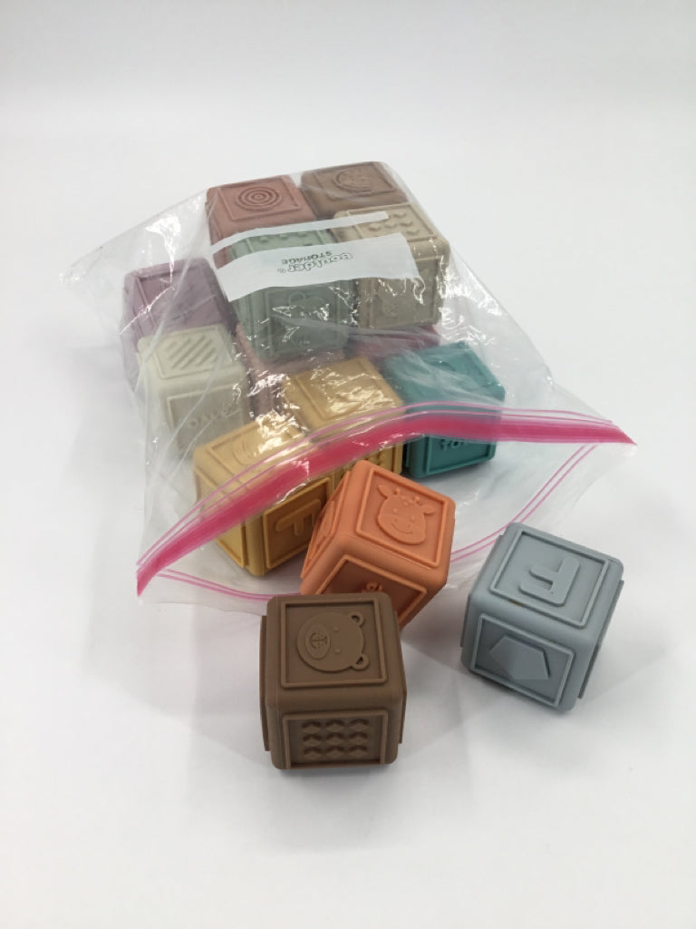 Soft Rubber Blocks - 16 pcs