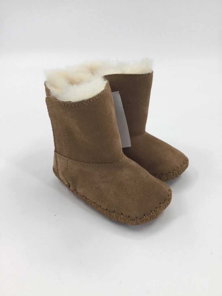 Ugg Child Size 2 Toddler Brown Boots