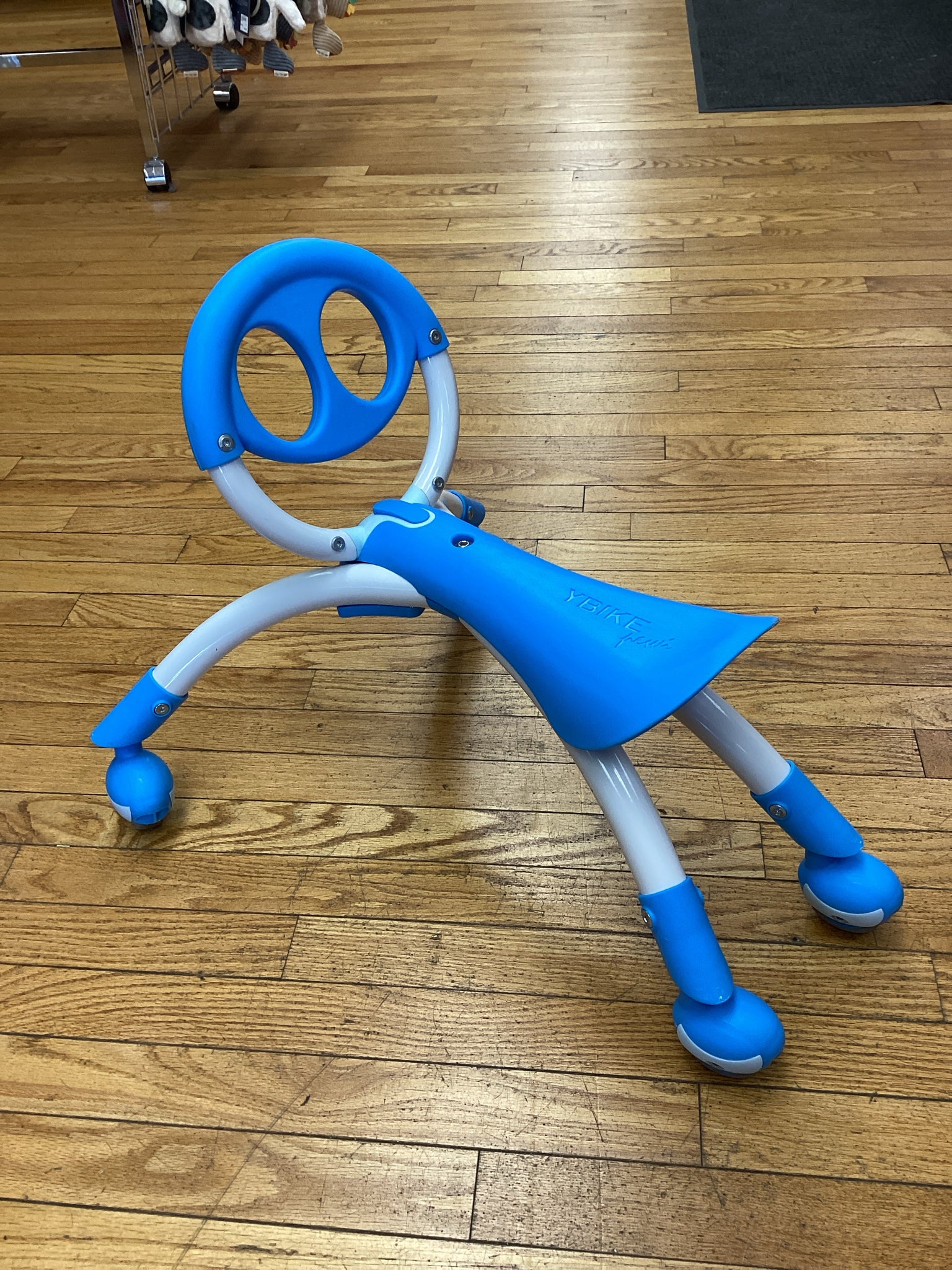 YBike Pewi Balance Walker