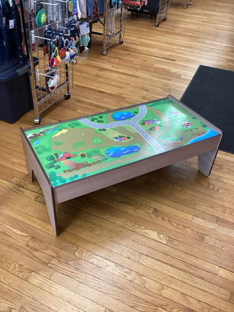 Imaginarium Metro Line Train Table with accessories