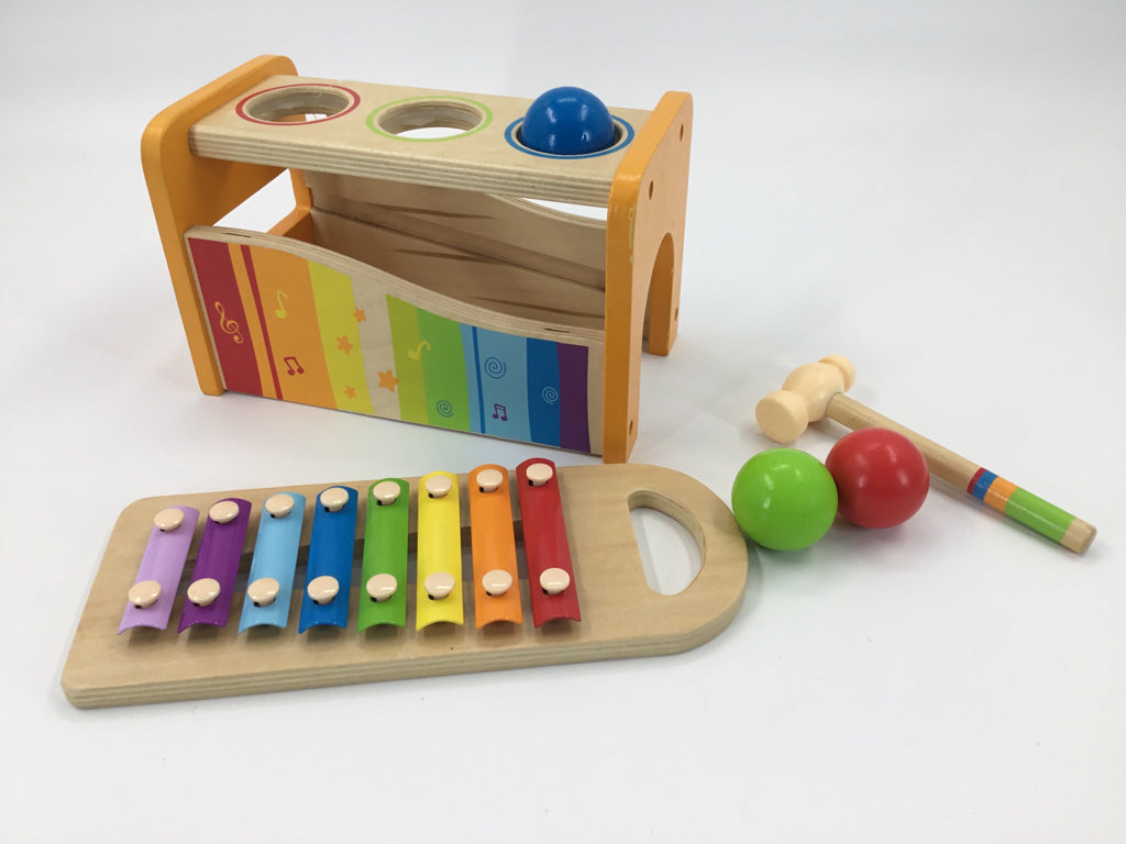 Hape Pound & Tap Bench with Slide Out Xylophone