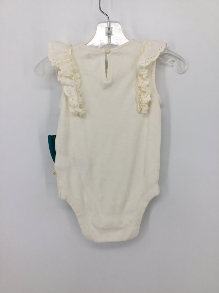 Baby Gap Child Size 6-12 Months Cream Onesie