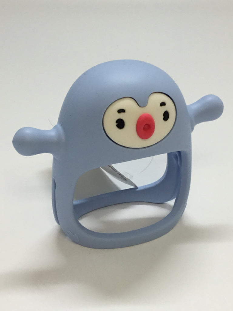 Smily Mia Penguin Buddy Teething Mitten
