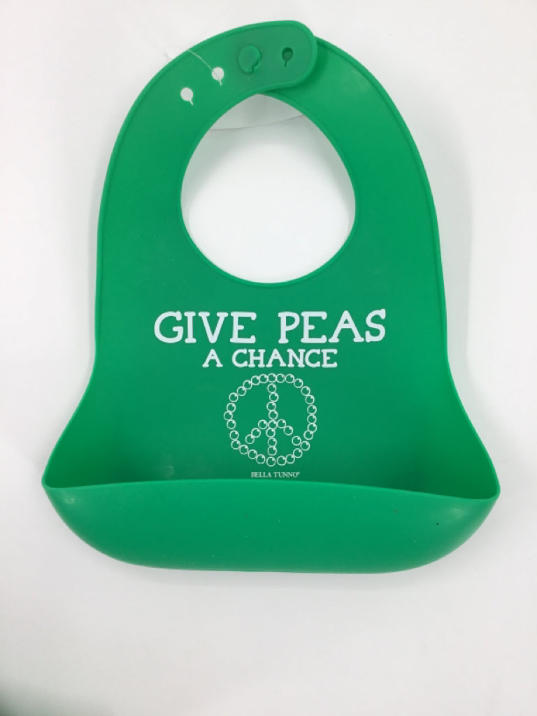 Bella Tunno Green Silicone Bib