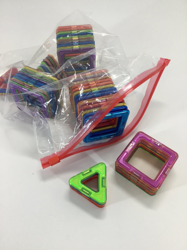 Magformers Magnetic Blocks 52 pcs