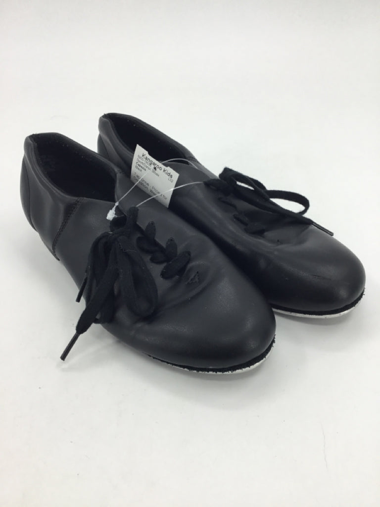 Capezio Child Size 6.5 Youth Black Sport/Dance Shoes