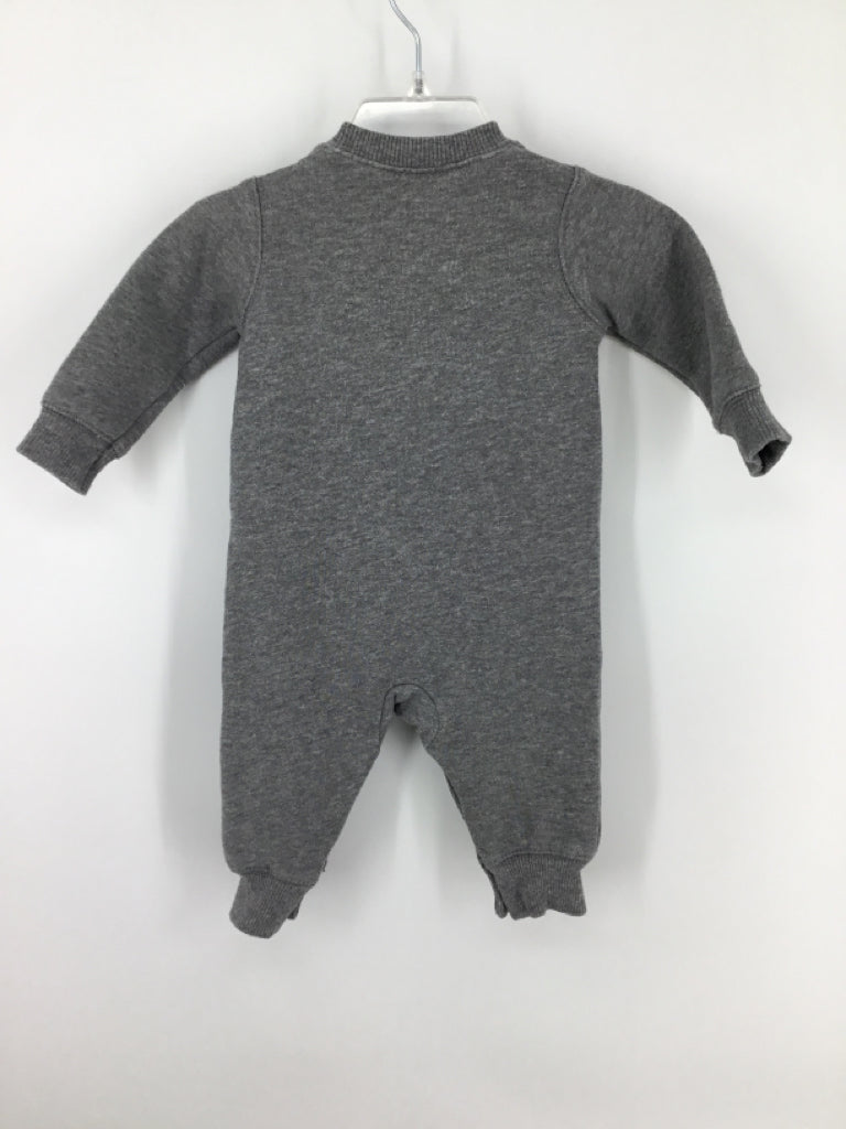 Carter's Child Size 6 Months Gray screen printed Outfit - boys