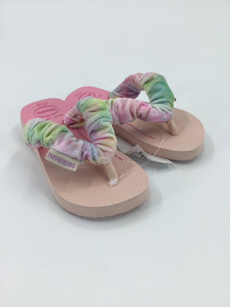 Havaiana Child Size 9 Toddler Pink Sandals/Flip Flops