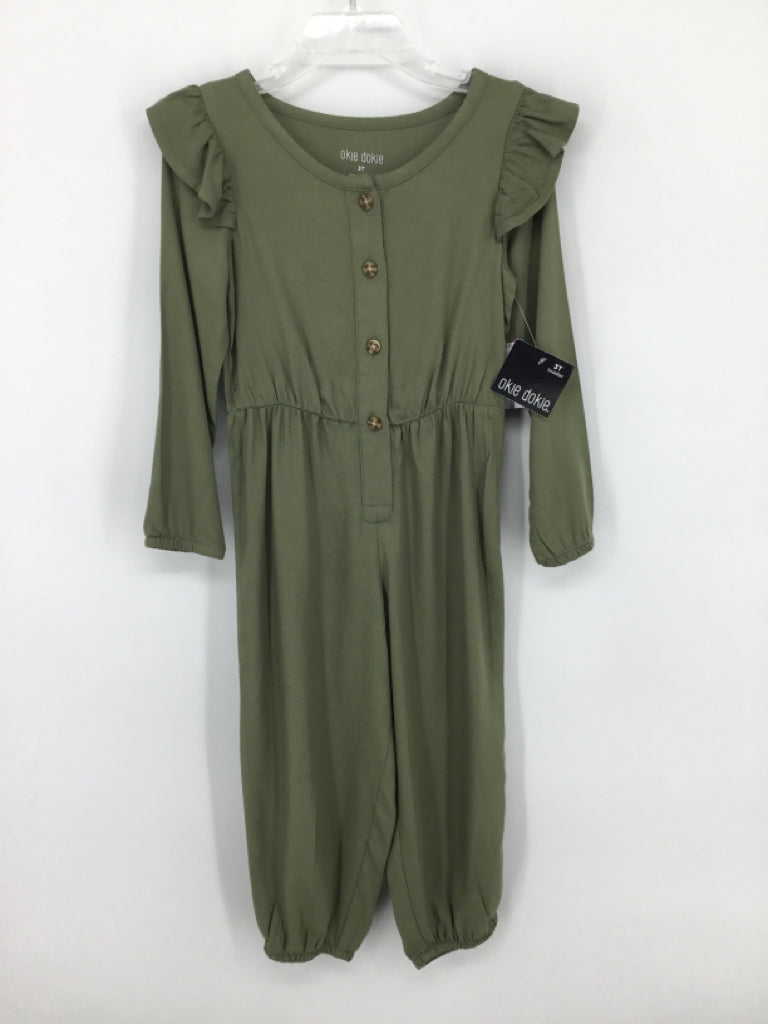 okie dokie Child Size 3 Green Outfit - girls