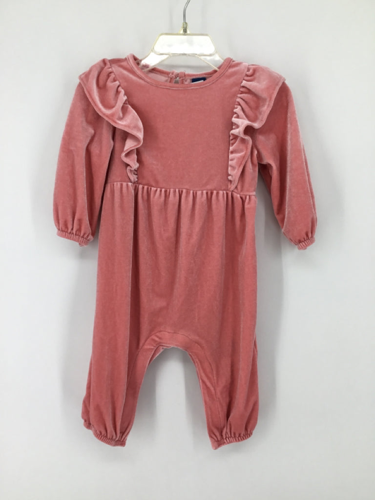Old Navy Child Size 6-12 Months Pink Outfit - girls