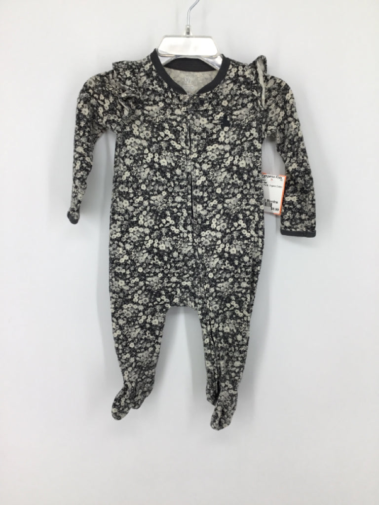 Baby Gap Child Size 0-3 Months Gray Sleepers
