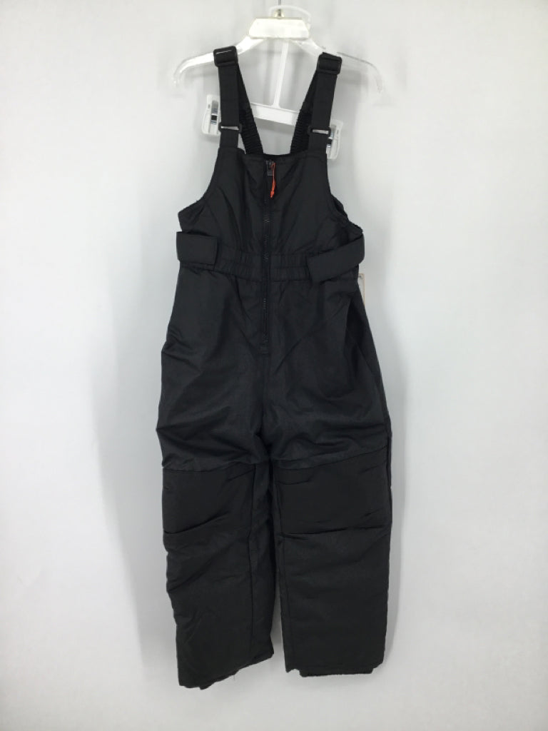 Cat & Jack Child Size 5 Black Solid Outerwear - boys