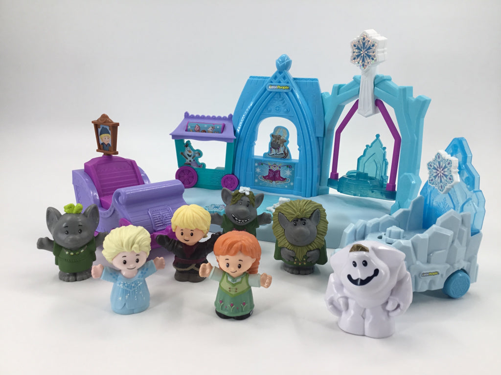 Fisher Price Little People Disney Frozen Arendelle Winter Wonderland Playset
