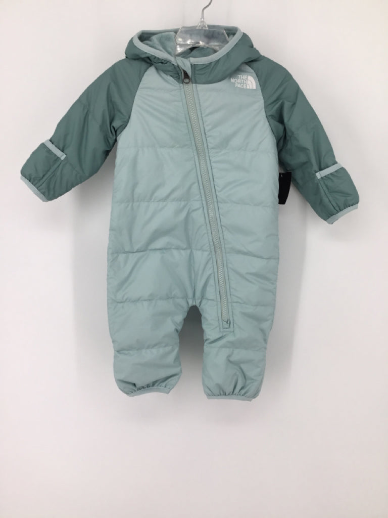 The North Face Child Size 3-6 Months Green Solid Outerwear - boys