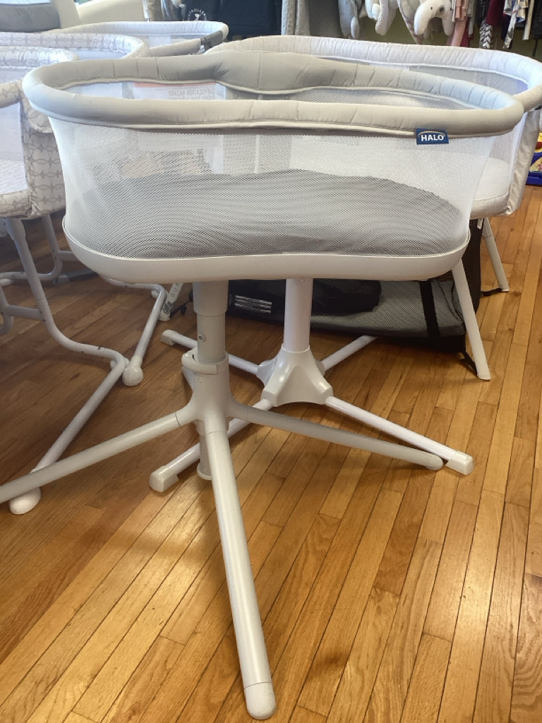 BassiNest Swivel Sleeper 3.0