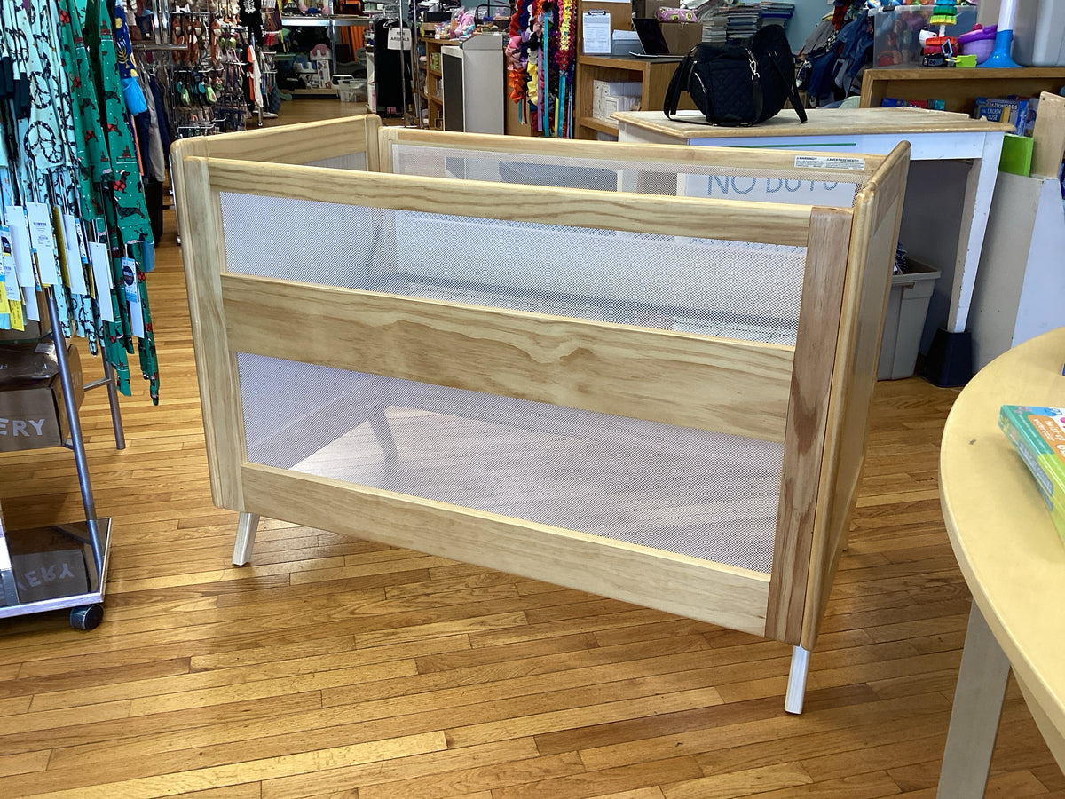 Breathable Baby Mesh 3-in-1 Convertible Crib - natural wood