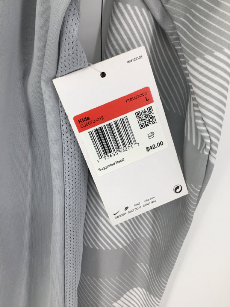 Nike Child Size 14 Gray Solid Shirt - boys
