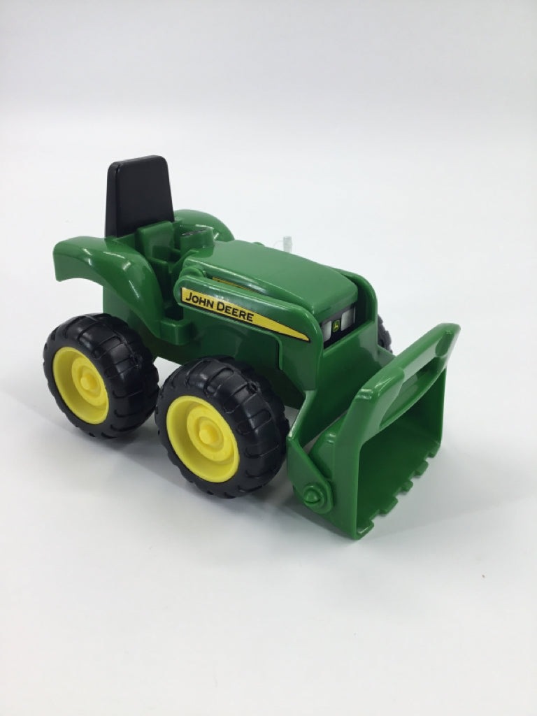John Deere Tractor w/ Front Loader