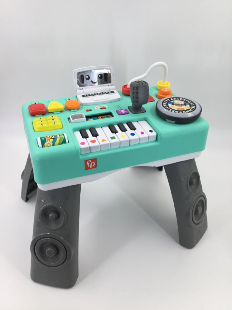 Fisher-Price Laugh & Learn Mix & Learn DJ Table
