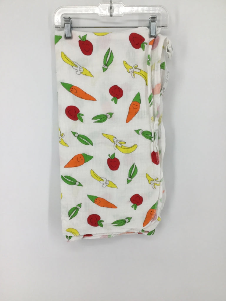 Under the Nile White Print Blanket