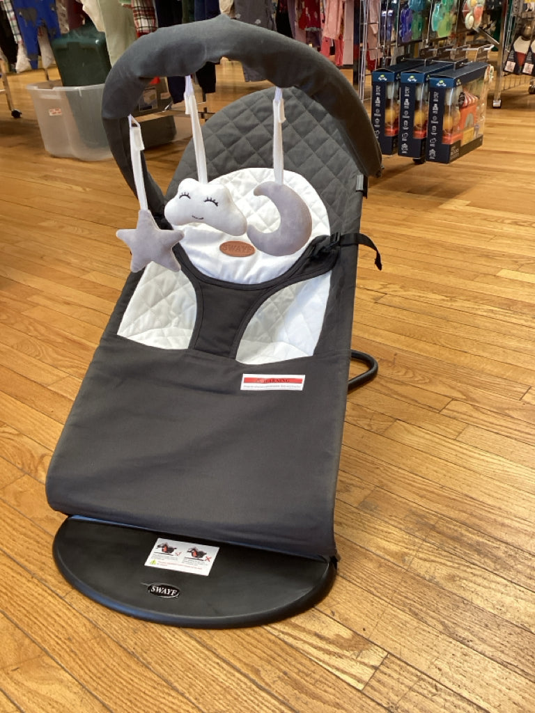 Swayf Portable Baby Bouncer Deluxe
