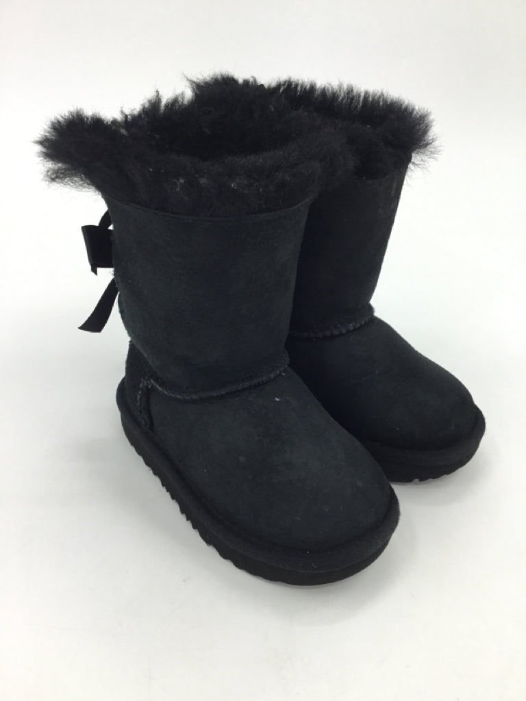 Ugg Child Size 6 Toddler Black Boots
