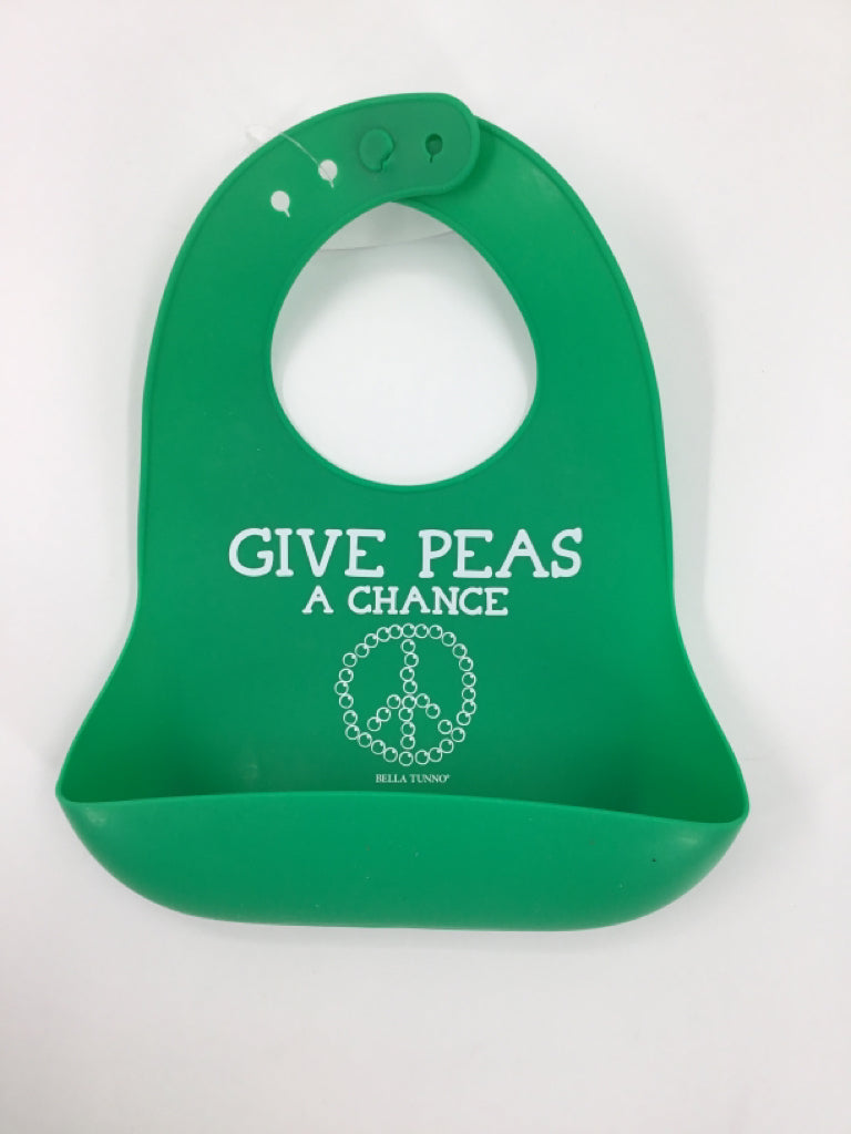Bella Tunno Green Silicone Bib