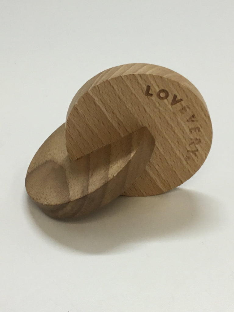 Lovevery Wooden Hand to Hand Disc