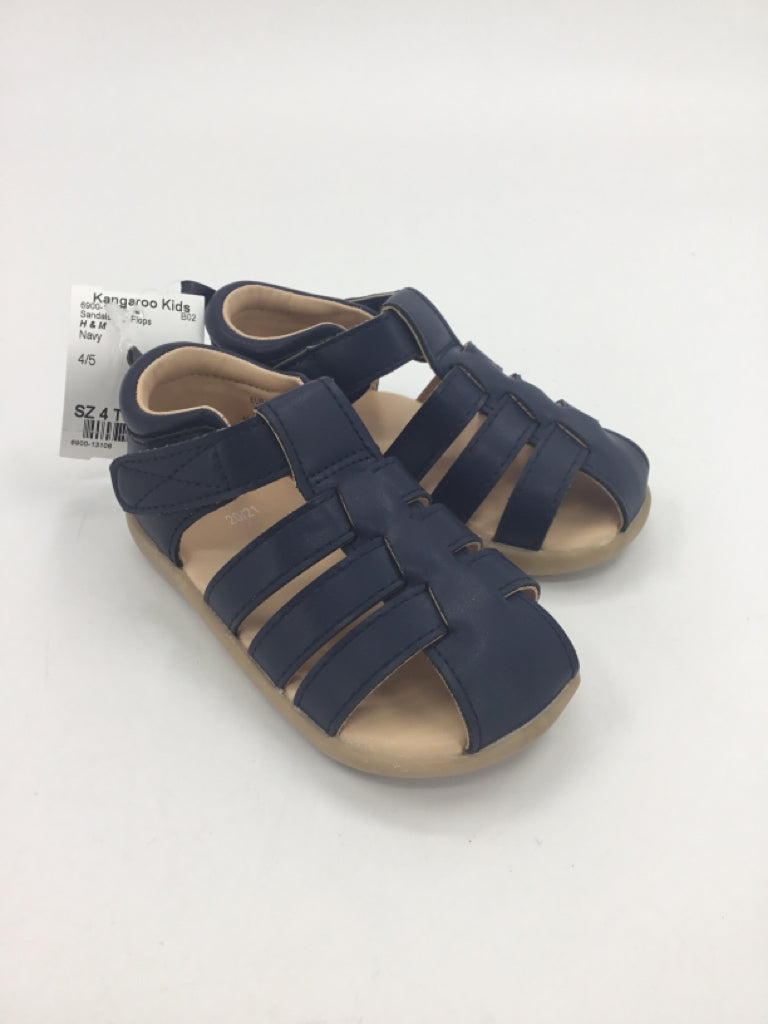 H & M Child Size 4 Toddler Navy Sandals/Flip Flops