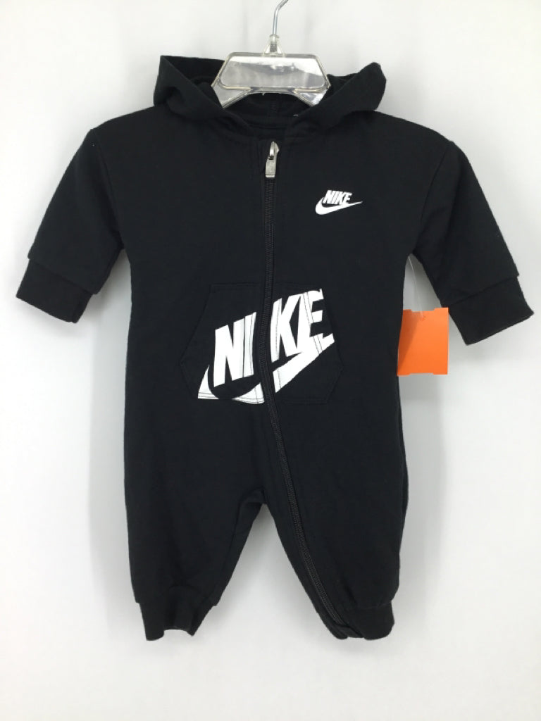 Nike Child Size 3 Months Black screen printed Outfit - boys