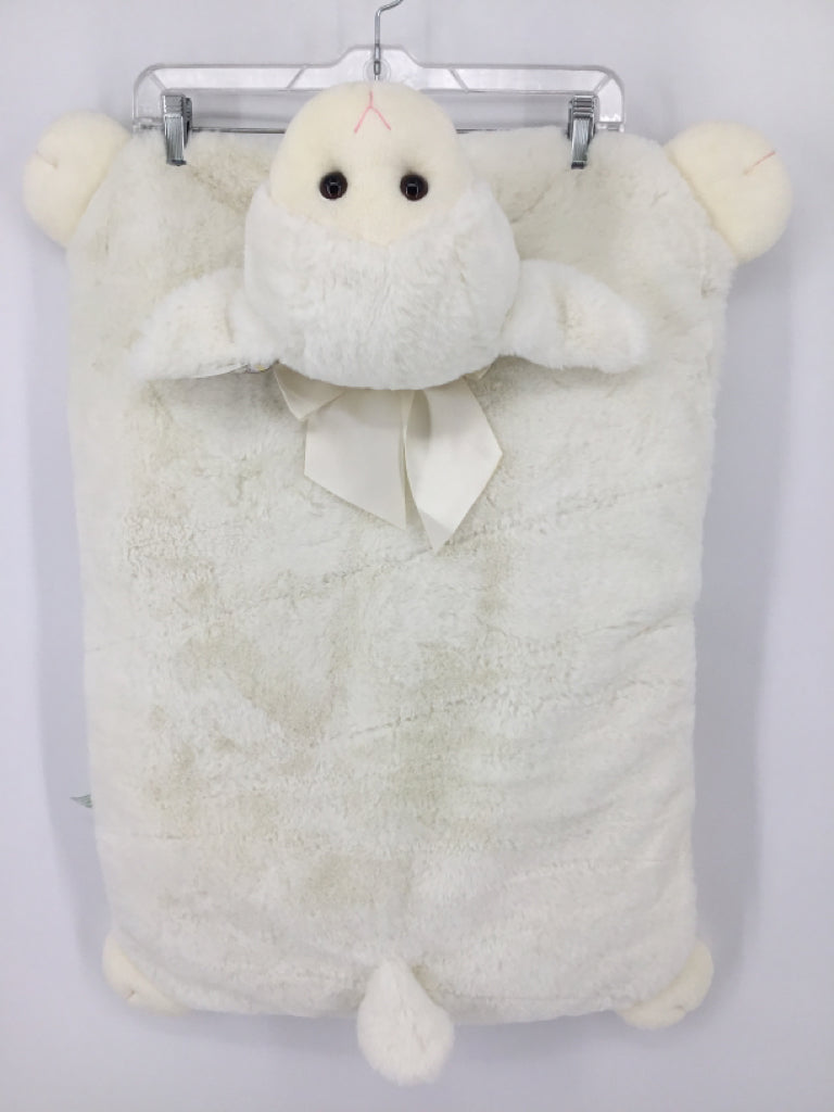 Bearington Baby White Lamb Play Mat