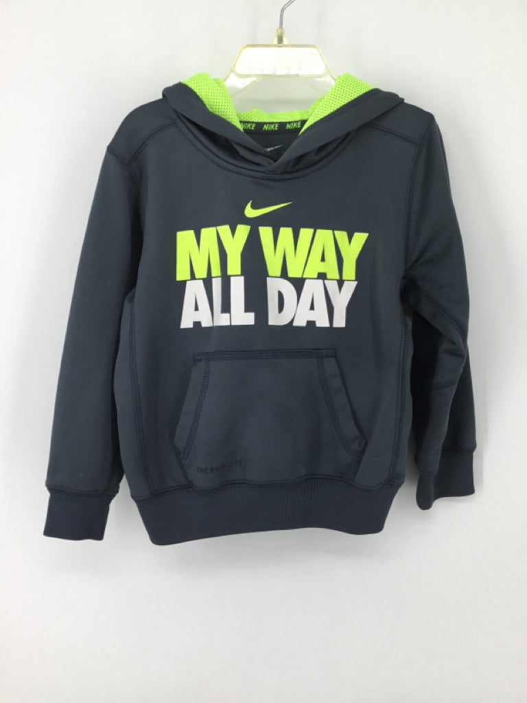 Nike Child Size 4 Gray screen printed Sweatshirt - boys