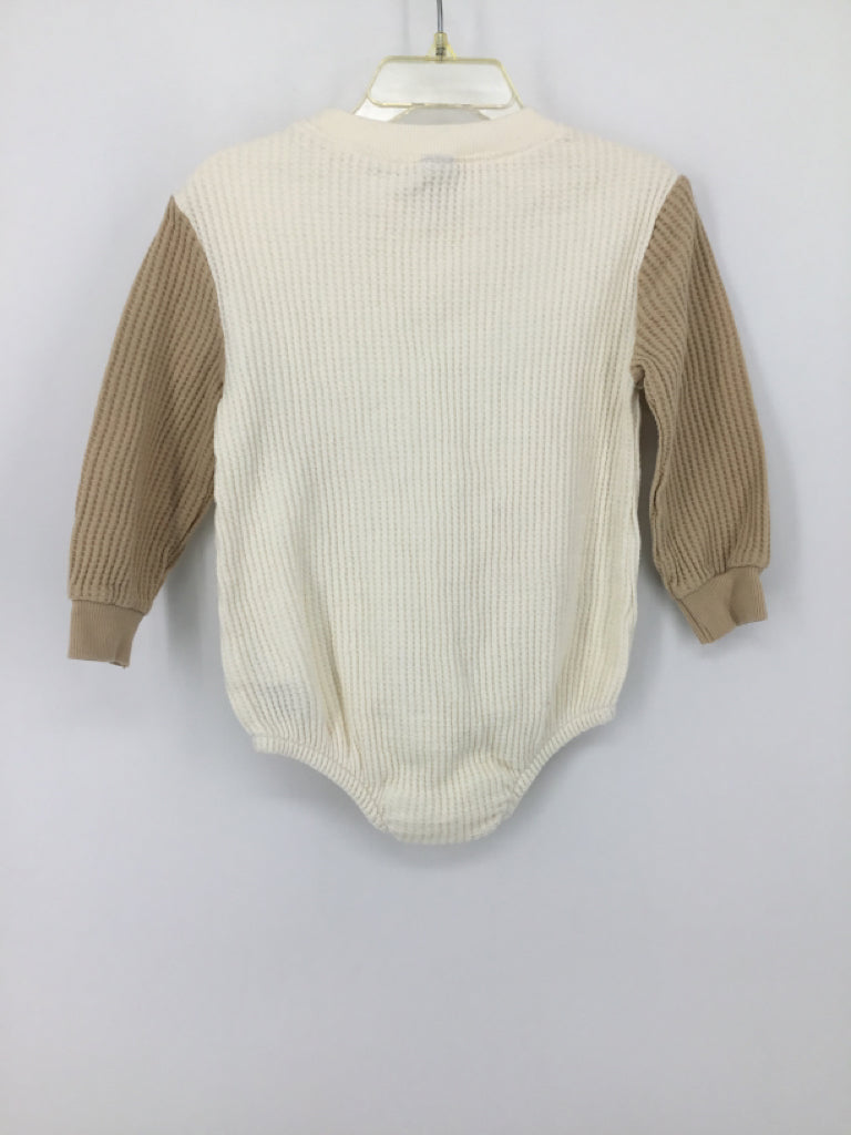 Old Navy Child Size 18-24 Months Cream Solid Outfit - boys
