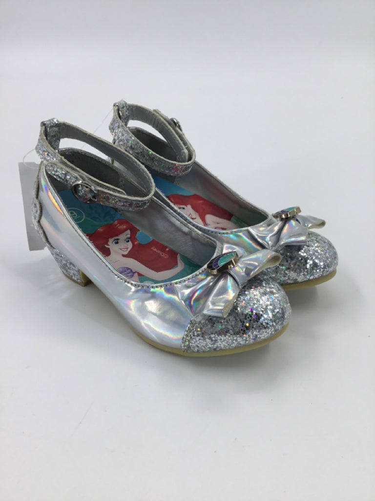 Disney Child Size 9 Silver Dress Shoes