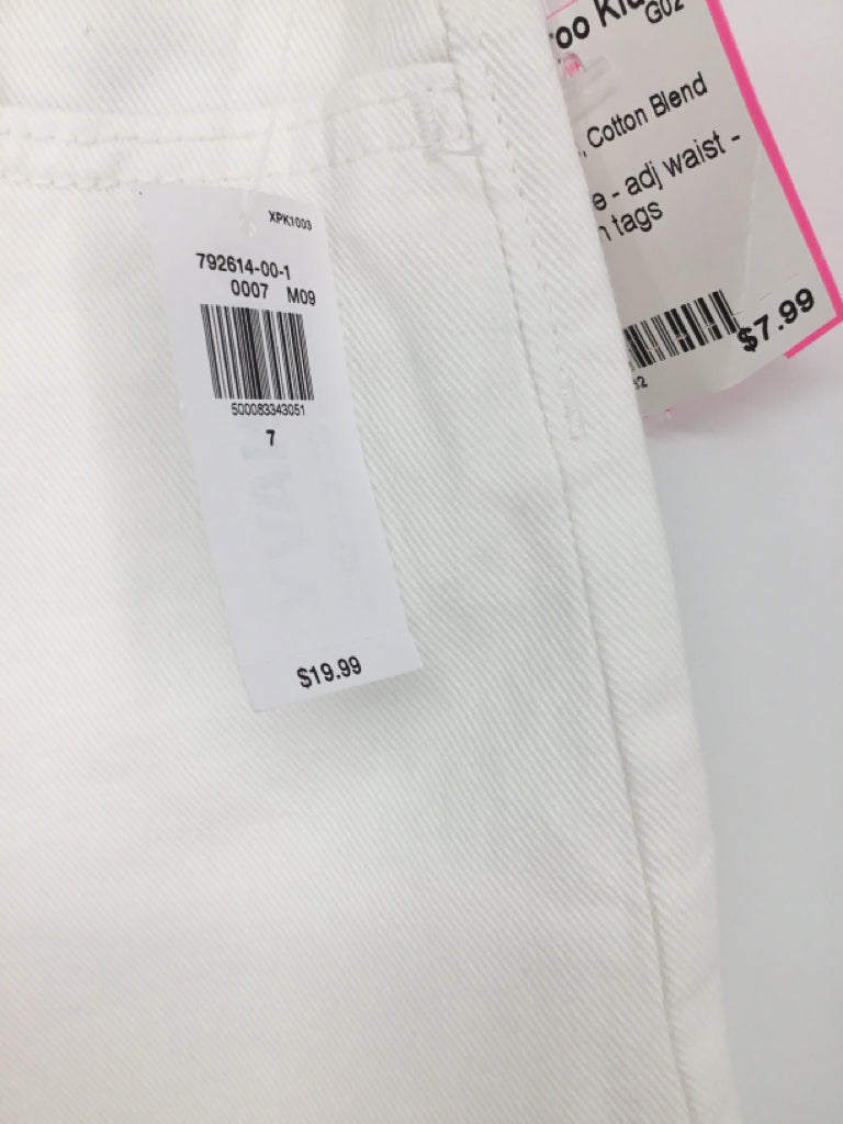 Old Navy Child Size 7 White Shorts - girls