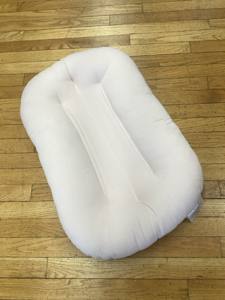 Snuggle Me Organic Infant Lounger - Pink