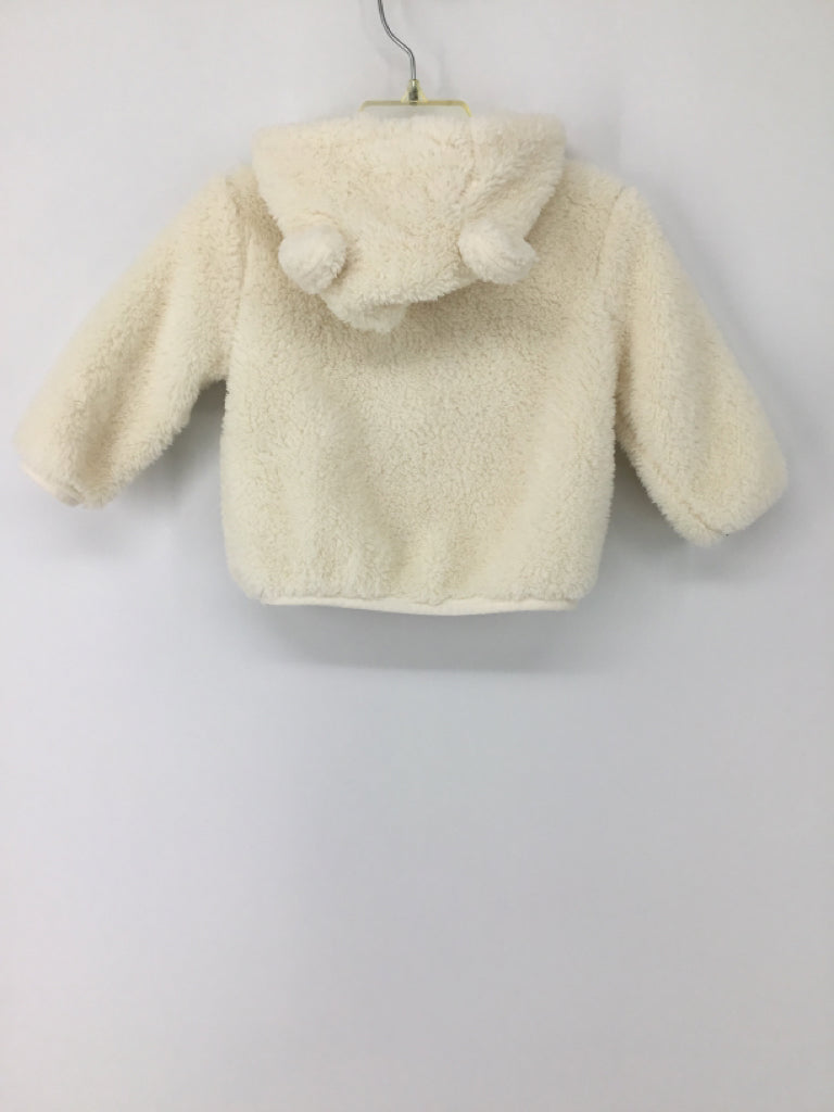 Old Navy Child Size 6-12 Months White Solid Hoodie - boys